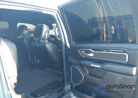 2020 Ram 1500 Laramie 4X4 5'7 Box from USA, damaged, VIN 1C6SRFJTXLN299554